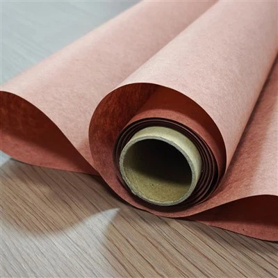 Розовый рулон бумаги для мясника